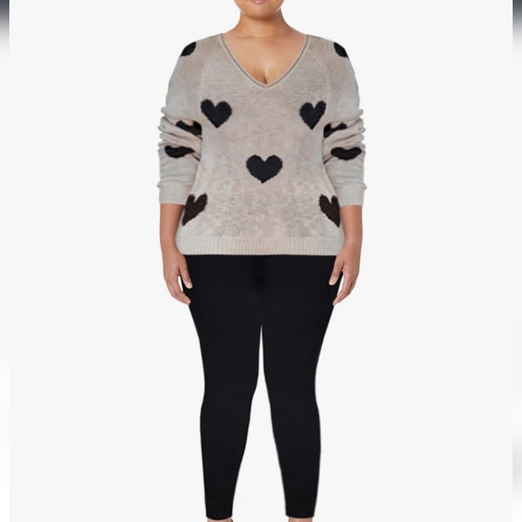 Heart Patterned Sweater - Black and Cream - Picture 2 of 16